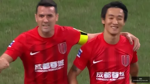 “欧冠焦点：巴黎逆转利物浦成功晋级八强 2025-03-13”